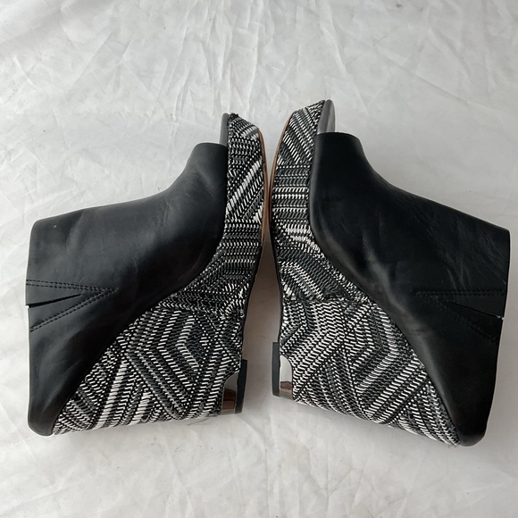 Sam Edelman Kylie Wedge Mules Black Leather Peep Toe Heels Women’s Size 7.5 - Picture 11 of 14